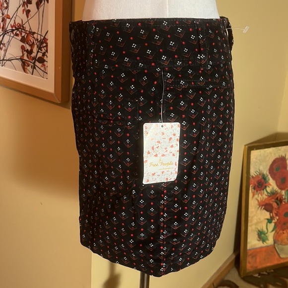 Y2K Vibe FREE PEOPLE sz 32 JOANI Cozy Graphic Corduroy Mini ButtonFront $68 NEW - Picture 6 of 14